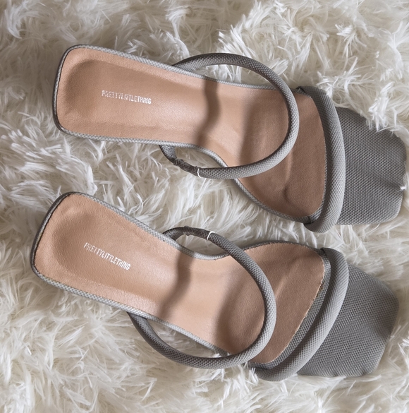 PrettyLittleThing Grey Heels - Picture 3 of 3